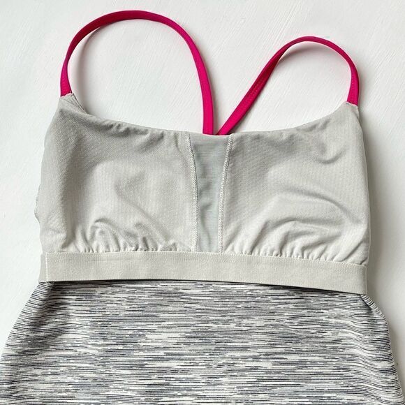 Lululemon Dancing Warrior Tank - 6 - Picture 7 of 9